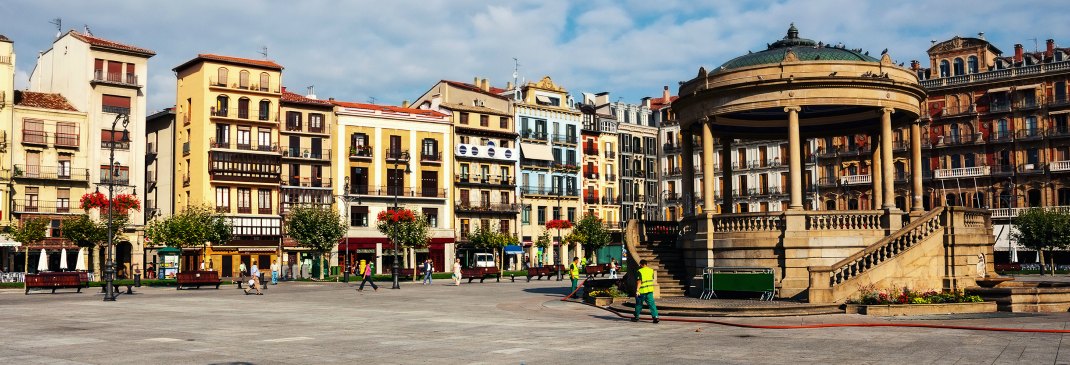 alquiler coches pamplona